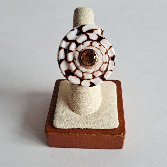 New Angelique de Paris Seashell Gold Plated Ring with yellow Stone Size 7 - Picture 1 of 13